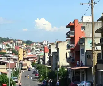 estagnação de auxílios sociais